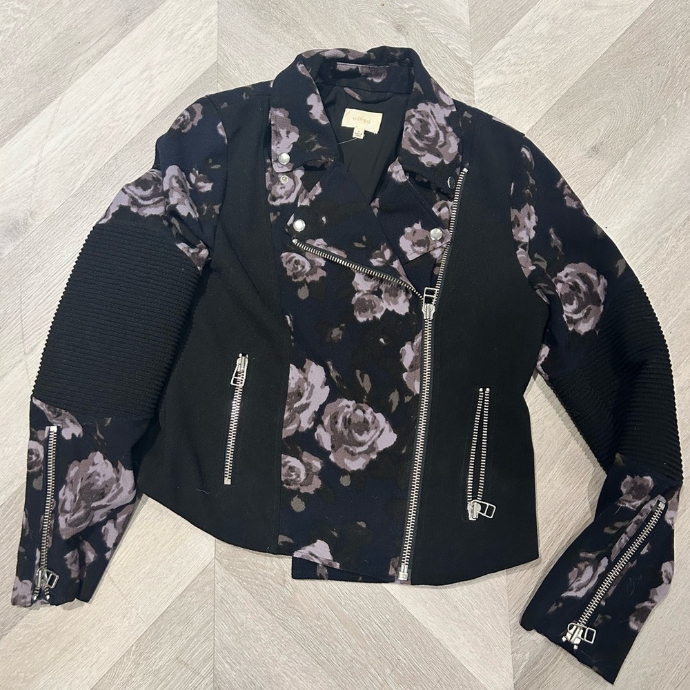 Aritzia Wilfred Japanese Crepe Fabric Moto light Jacket Black Zip Blazer Size 10 - Picture 2 of 4